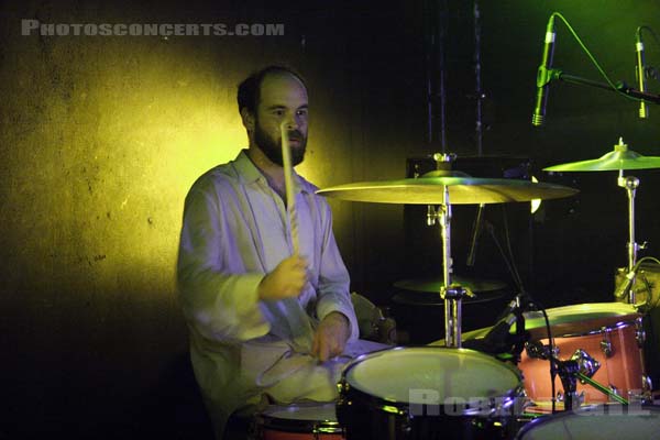 CLEM SNIDE - 2005-09-26 - PARIS - Nouveau Casino - 